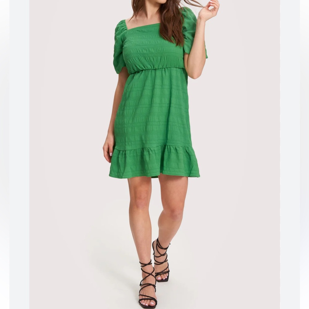 Noize Brea Green Square Neck Puff Sleeve Dress